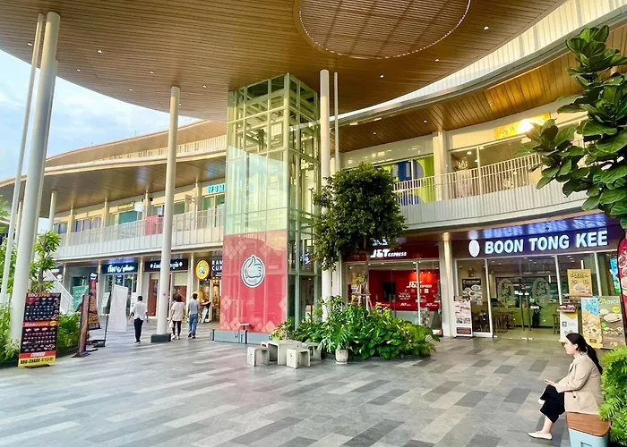 Bhumidol Near Don Muang Airport